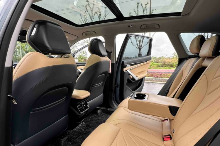 Used Geely Auto FX11 2023 2.0TD DCT Prestige Edition Interior 11