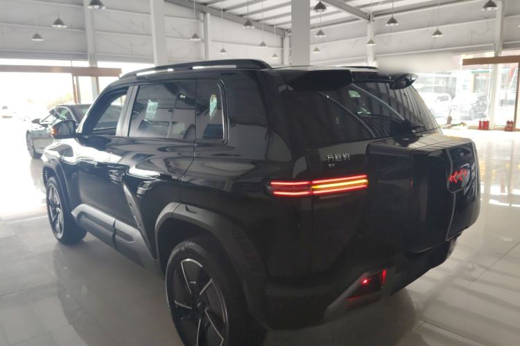 Used Formula Leopard Titanium 3 2025 501 km All-Wheel Drive Intelligent Driving Max Edition