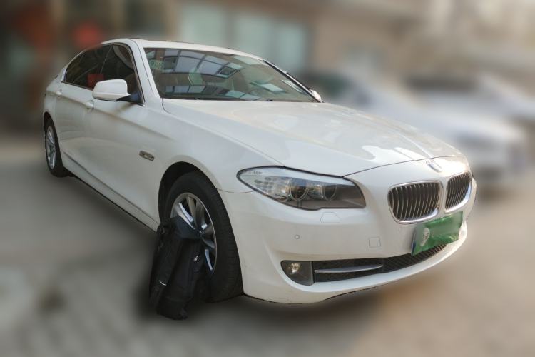 Used BMW 5 Series 2012 523Li Luxury Model Front Right 45 Deg