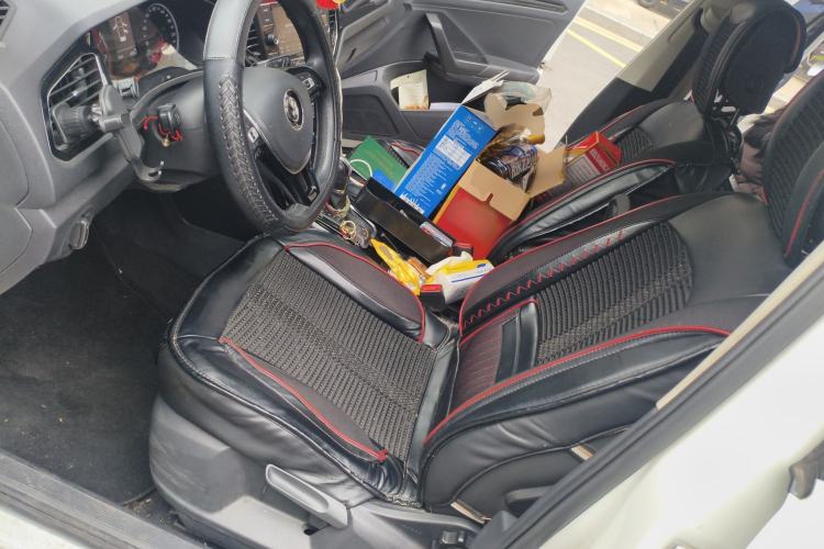 Used Volkswagen T-ROC 2018 280TSI DSG Two-Wheel-Drive Comfort Version China V Standard