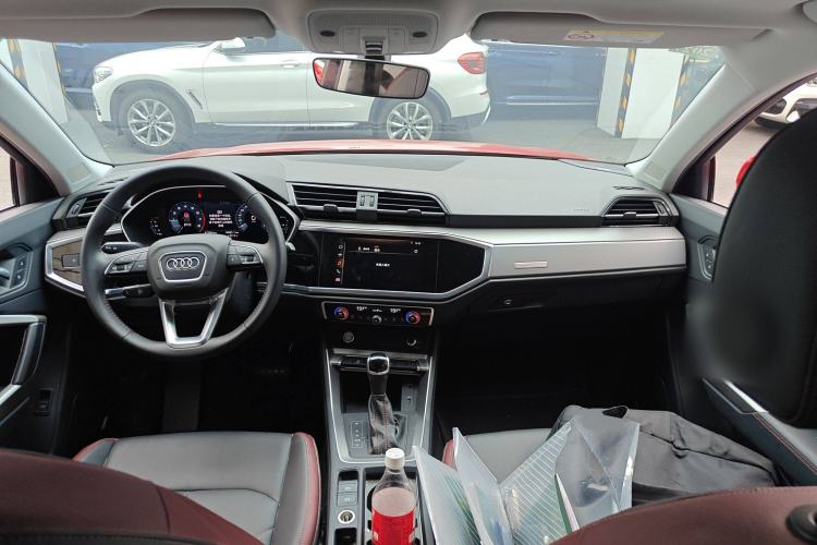 Used Audi Q3 2019 40 TFSI Fashionable and Elegant Model