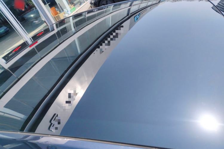 Used Tesla Model Y 2024 Rear-Wheel-Drive Version Roof