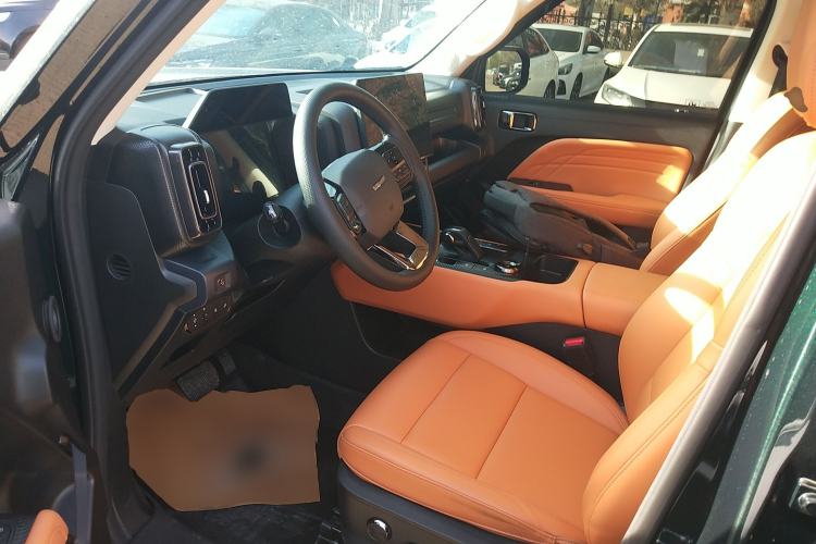 Used Haval Raptor New Energy 2023 Hi4 102 Exploration Edition Left Front Seat