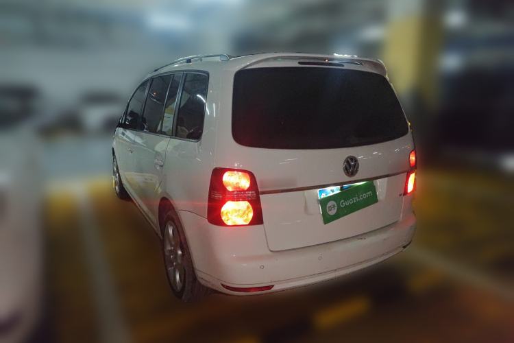 Used Volkswagen Touran 2015 1.4T DSG Comfort Edition 5 Seats