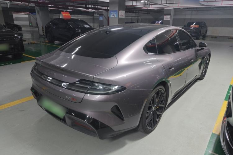 Used Xiaomi Auto SU7 2024 Four-Wheel Drive Ultra-Long Range Advanced Intelligent Driving Max Edition Rear Right 45 Deg