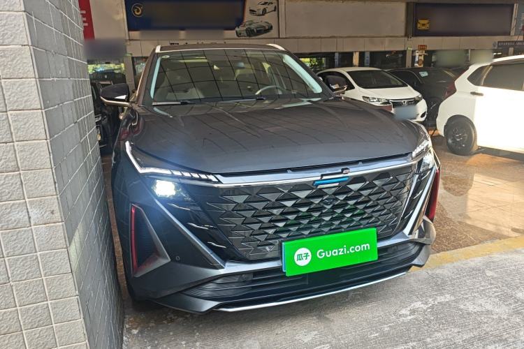 Used CHANGAN OSHAN Z6 2023 Blue Whale 1.5T DCT Smart-Led City Edition