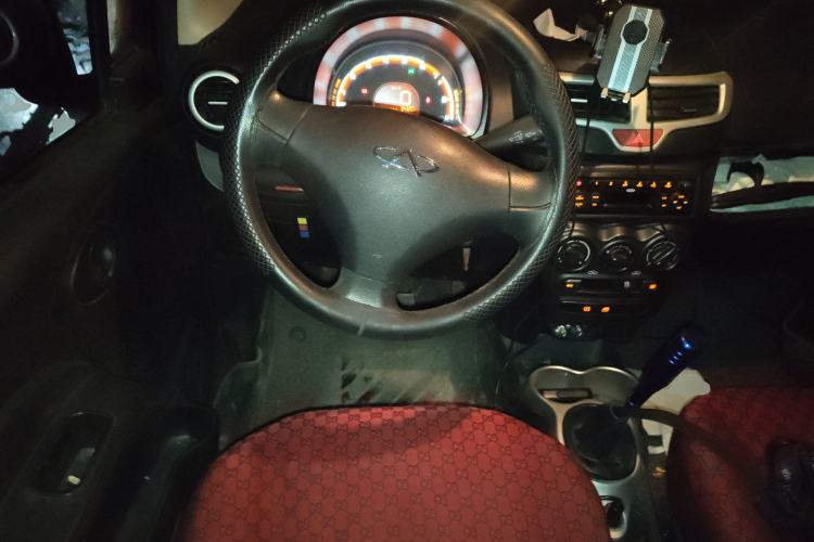 Used Chery QQ 2013 1.0L Manual Happy Edition