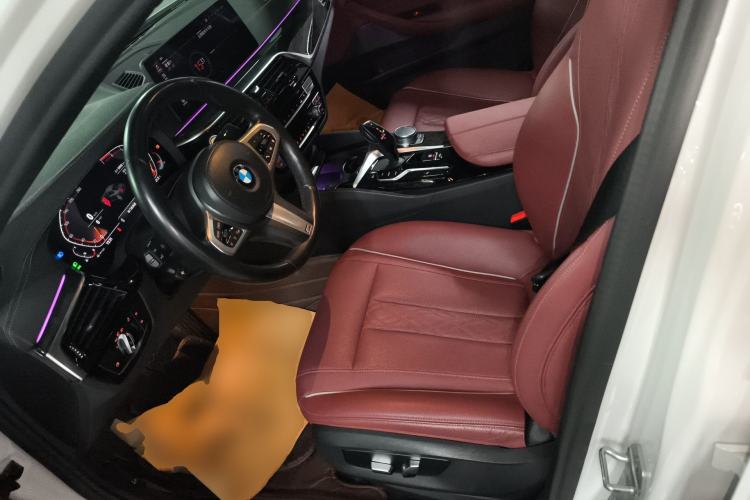 Used BMW 5 Series 2021 525Li M Sport Package Left Front Seat