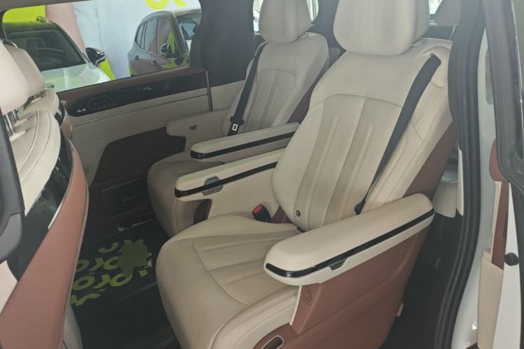 Used BYD Xia 2025 DM-i 1.5T 180km Excellence Model Left Rear Seat