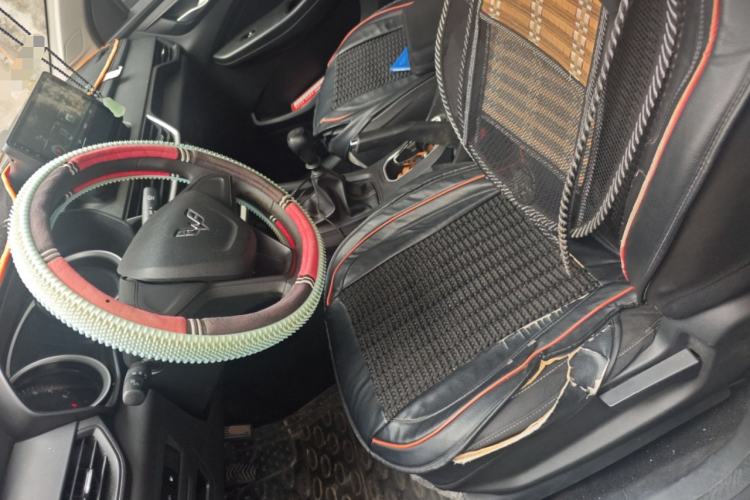 Used Wuling Hongguang S3 2019 1.5L Manual Standard Version China VI Standard
