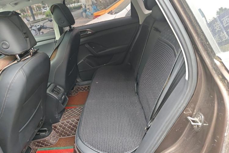 Used Volkswagen Tharu 2020 280TSI Two-Wheel Drive Luxury Edition China VI Standard
