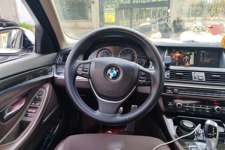 Used BMW 5 Series 2014 525Li Luxury Design Package