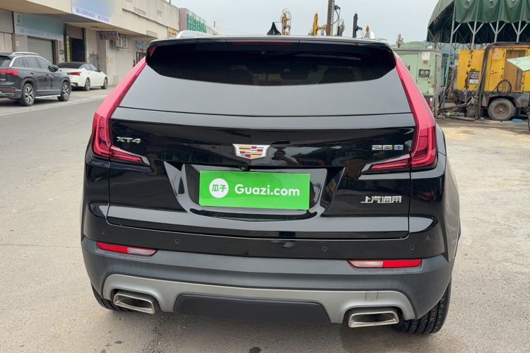 Used Cadillac XT4 2023 28T Two-Wheel-Drive Luxury Version Rear