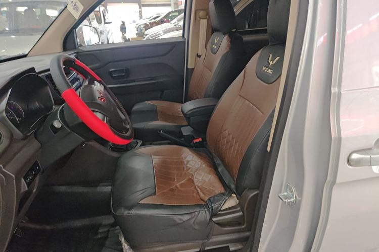 Used Wuling Hongguang V 2022 1.5L Enjoy Edition Electric-Powered LAR Left Front Seat