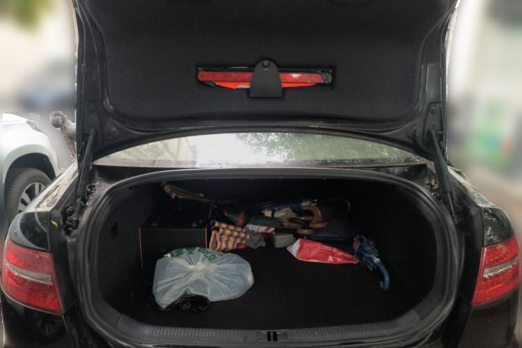 Used Audi A6L 2011 2.4L Comfort Edition Trunk