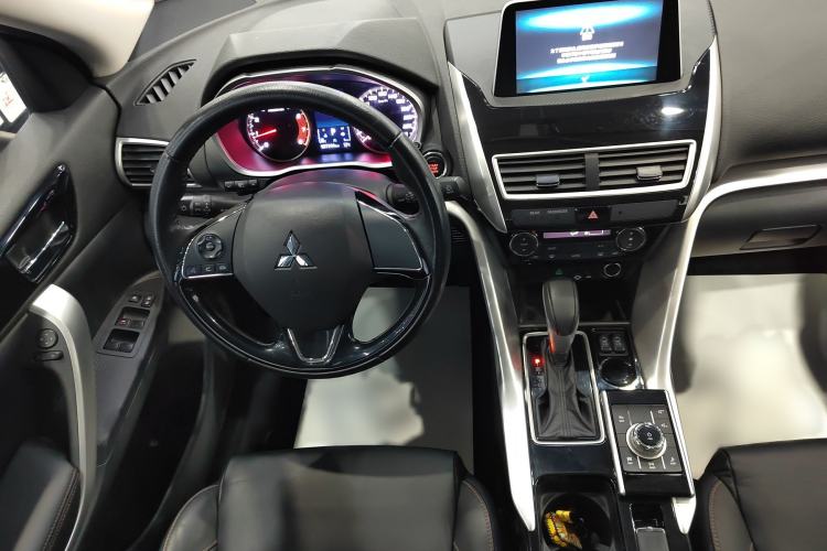 Used Mitsubishi Eclipse Cross 2019 1.5T CVT Two-Wheel Drive Dream Edition China VI Standard