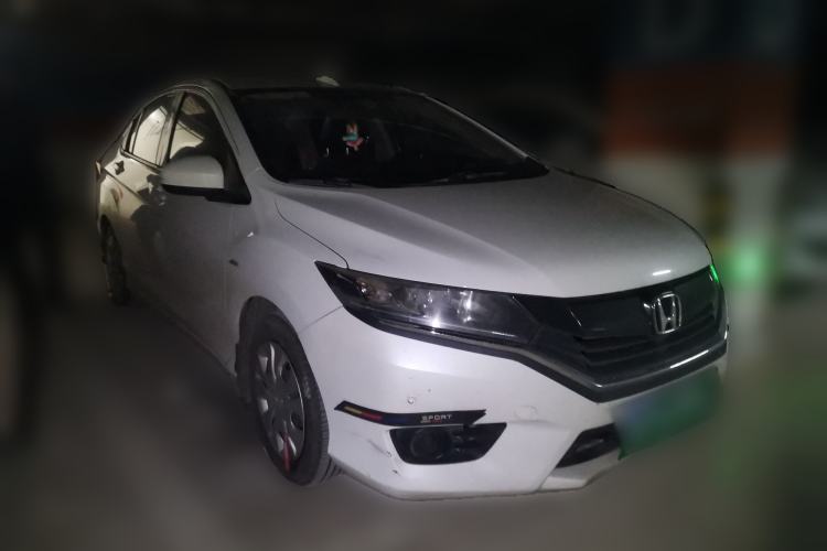 Used Honda Greiz 2016 1.5L CVT Classic Edition Front Right 45 Deg