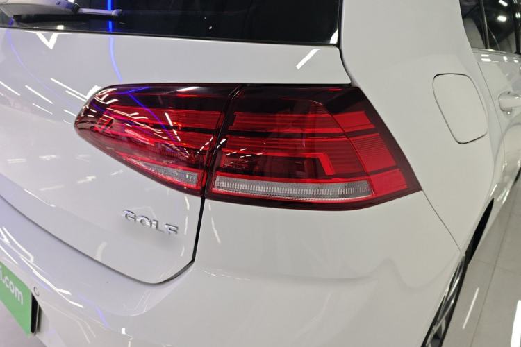 Used Volkswagen Golf 2020 Zhiai Edition 200TSI DSG Comfortable & Ambitious Version