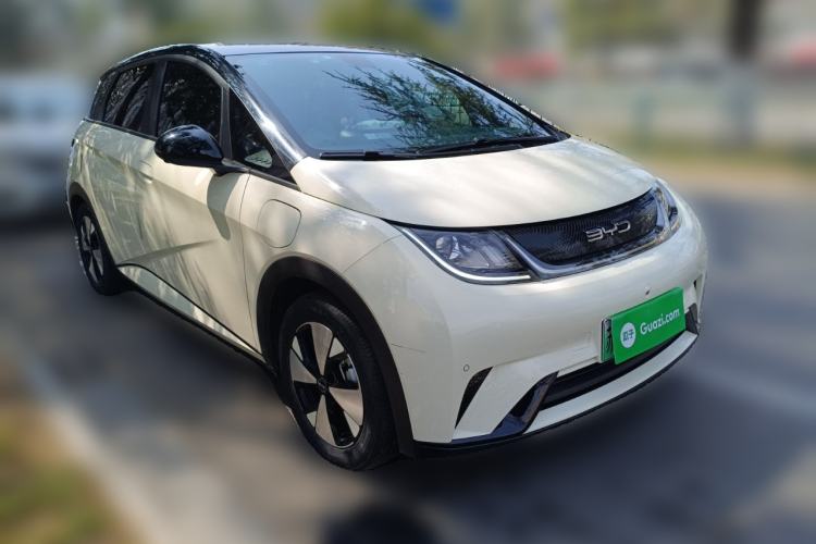 Used BYD Dolphin 2023 420 km Fashion Edition
