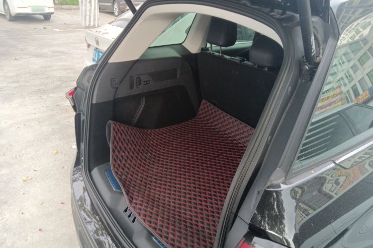 Used Lincoln Nautilus 2025 2.0T Four-Wheel Drive Luxury Edition Trunk