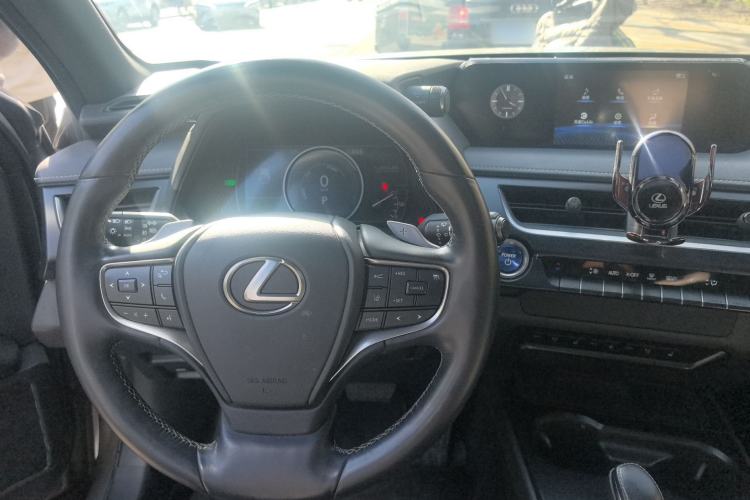 Used Lexus UX New Energy 2020 300e Pure·Joy Edition Steering Wheel