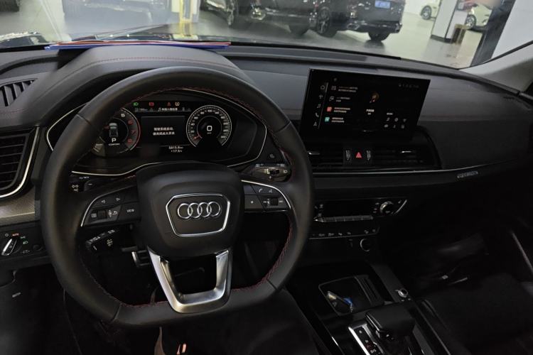 Used Audi Q5L 2022 40T RS Package Performance Model