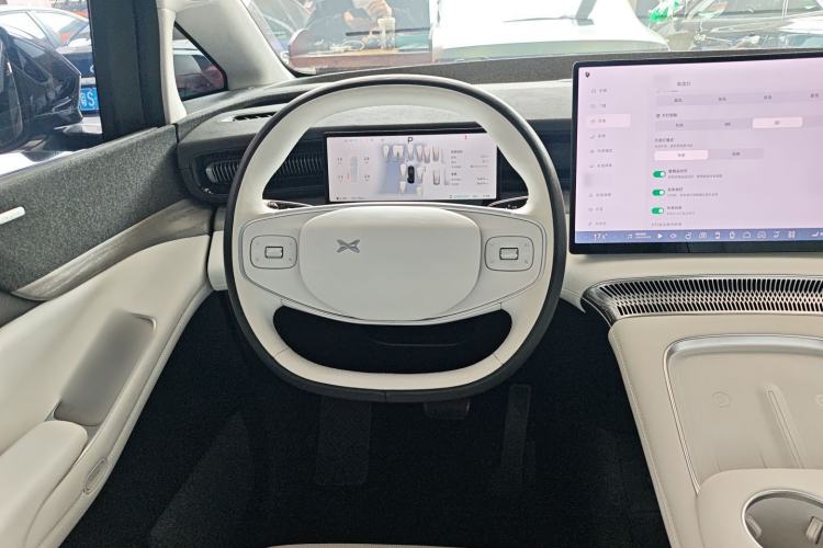 Used XPeng X9 2024 702 Ultra-Long Range Max