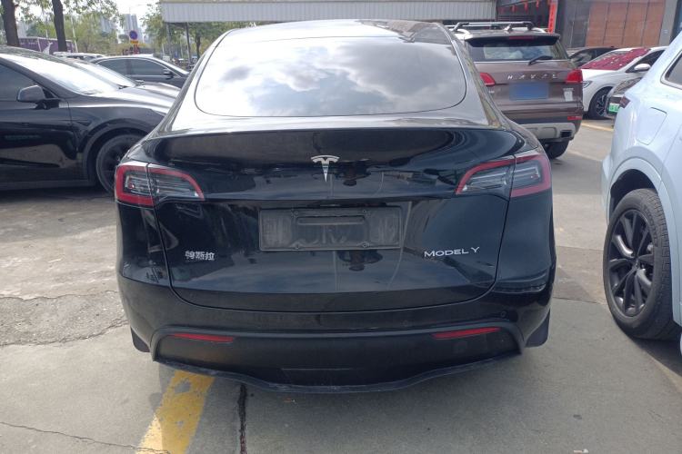 Used Tesla Model Y 2022 Rear-Wheel-Drive Version