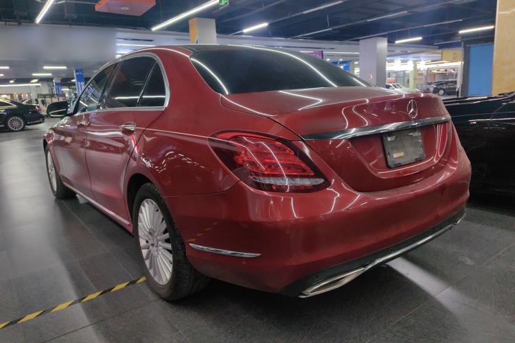 Used Mercedes-Benz C-Class 2015 C 200 L
