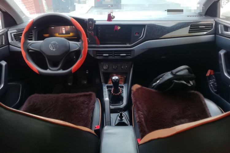 Used Volkswagen Lavida 2023 New Sharp 1.5L Manual New Comfort Edition Interior 2