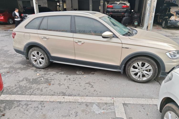 Used Volkswagen C-TREK 2018 230TSI DSG Comfort Model Exterior 4