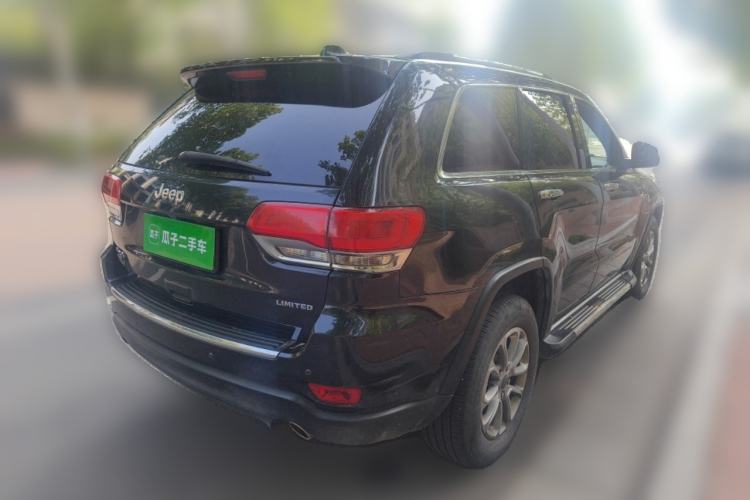 Used Jeep Grand Cherokee 2016 3.0L Comfort Navigation Edition Rear Right 45 Deg