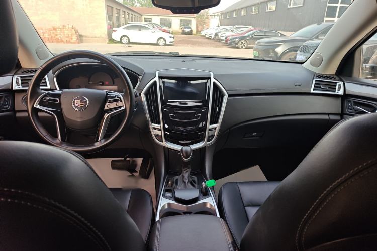 Used Cadillac SRX 2015 3.0L Comfort Version
