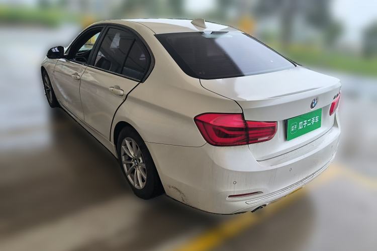 Used BMW 3 Series 2016 316i Fashion Model Rear Left 45 Deg