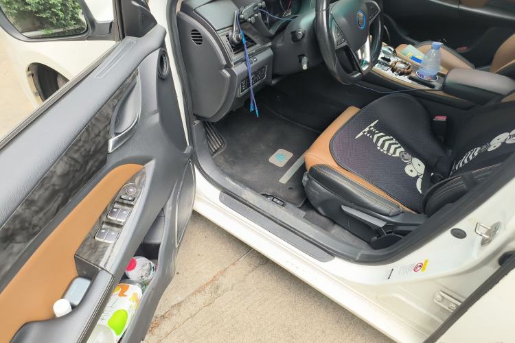 Used BYD Qin 2017 1.5T Luxury Model Driver Seat