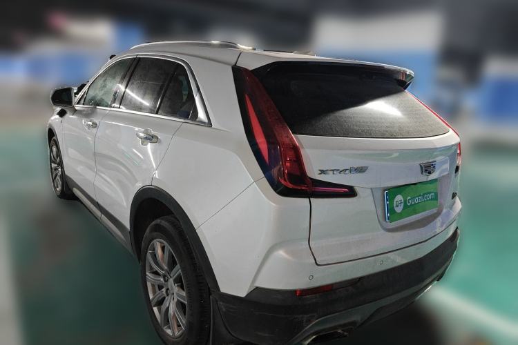 Used Cadillac XT4 2018 28T 4x4 Leading Sport Model
