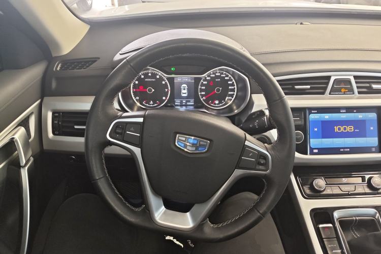 Used Geely Auto Emgrand X7 Sport 2016 2.0L Manual ZhiShang Version
