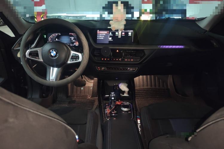 Used BMW 2 Series 2021 225i Four-Door Coupe M Sport Night Edition Center Console