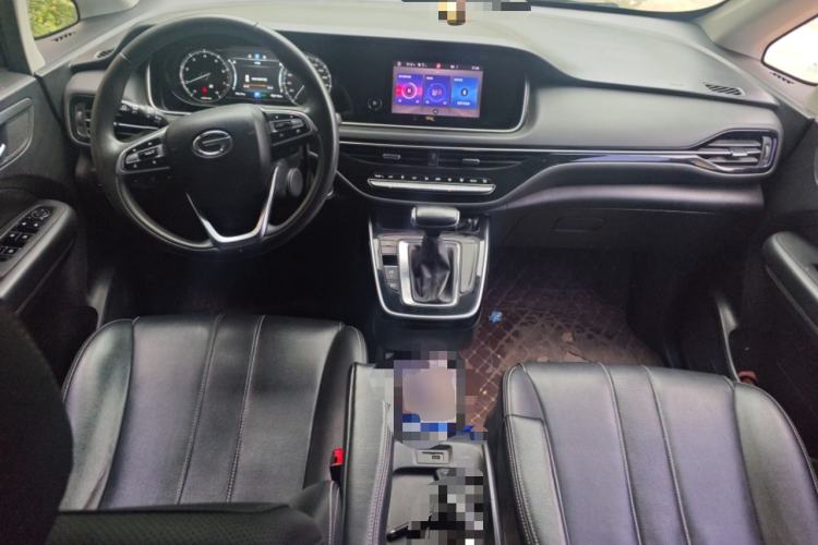 Used GAC Trumpchi M6 2021 270T DCT Luxury Edition (7 Seats) Center Console