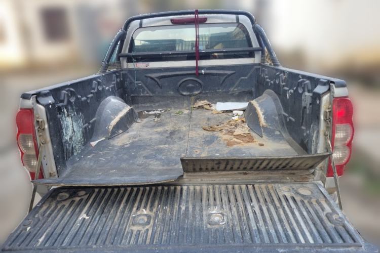 Used Great Wall Wingle 5 2013 2.0T European Version Two-Wheel Drive Elite Edition 6MT Big Double Cab GW4D20B