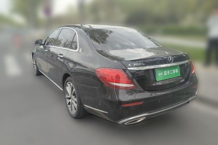 Used Mercedes-Benz E-Class 2018 Facelift E 300 L Luxury Edition