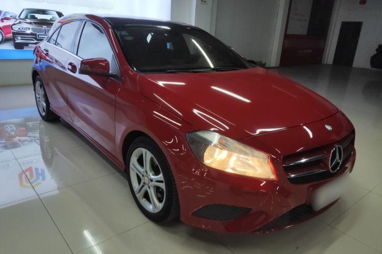 Used Mercedes-Benz A-Class 2013 A 180 Fashion Model Front Right 45 Deg