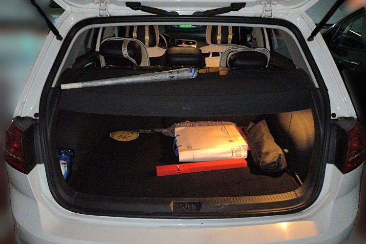 Used Volkswagen Golf 2015 1.6L Automatic Fashion Model Trunk