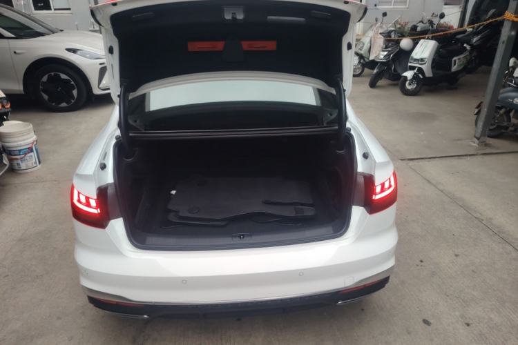 Used Audi A4L 2020 40 TFSI Luxury Dynamic Model
