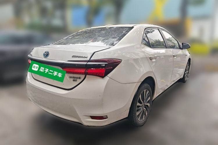 Used Toyota Corolla 2017 Revised Dual-Engine 1.8L E-CVT Leading Edition
