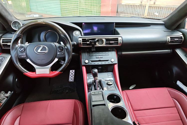 Used Lexus IS 2015 200t F SPORT
