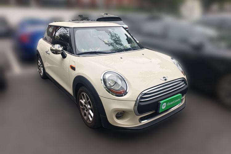 Used MINI 2014 1.2T ONE+ Front Right 45 Deg