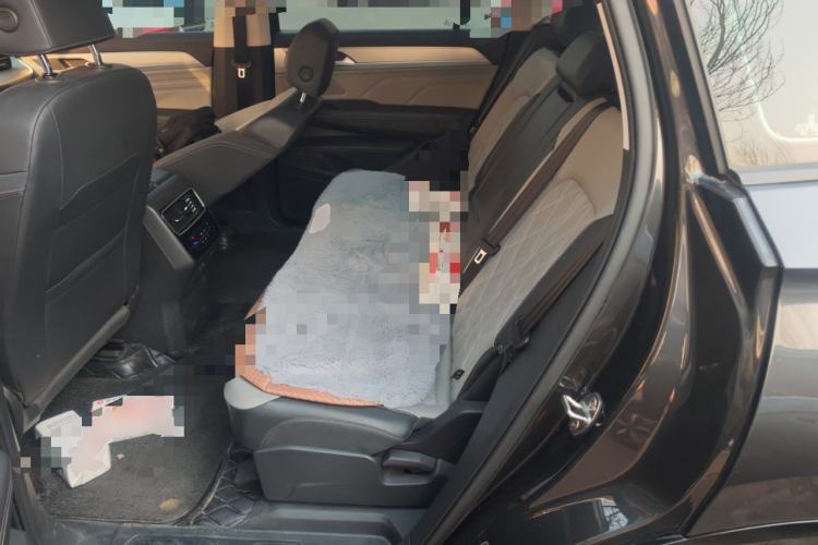 Used Volkswagen Tavendor 2024 380TSI All-Wheel Drive R-Line Cruise Edition Left Rear Seat