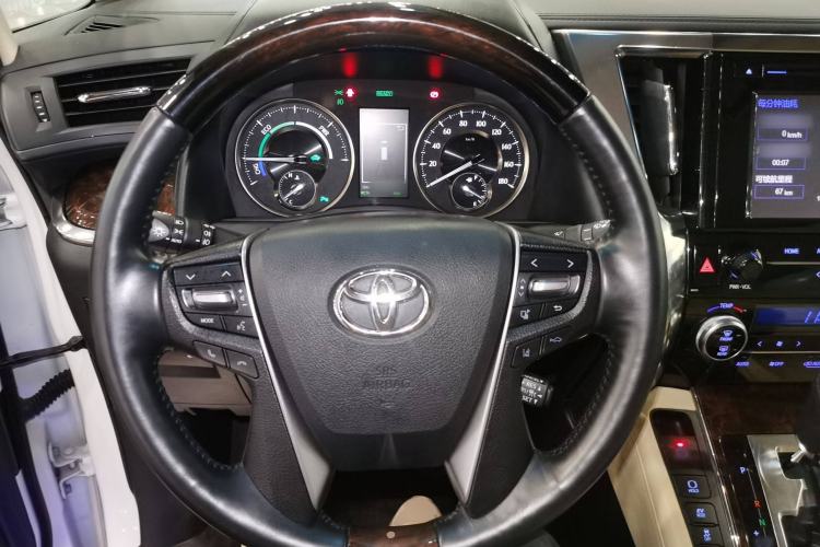 Used Toyota Alphard 2019 Dual-Engine 2.5L Luxury Edition
