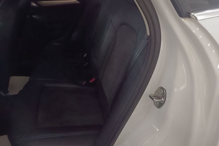 Used Audi Q3 2017 40 TFSI quattro all-wheel-drive sport model
